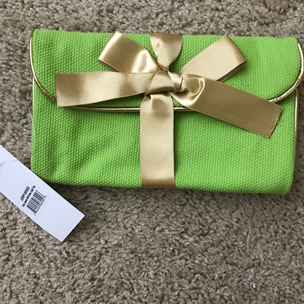 Green Jewelry Roll with Gold Trim NWT